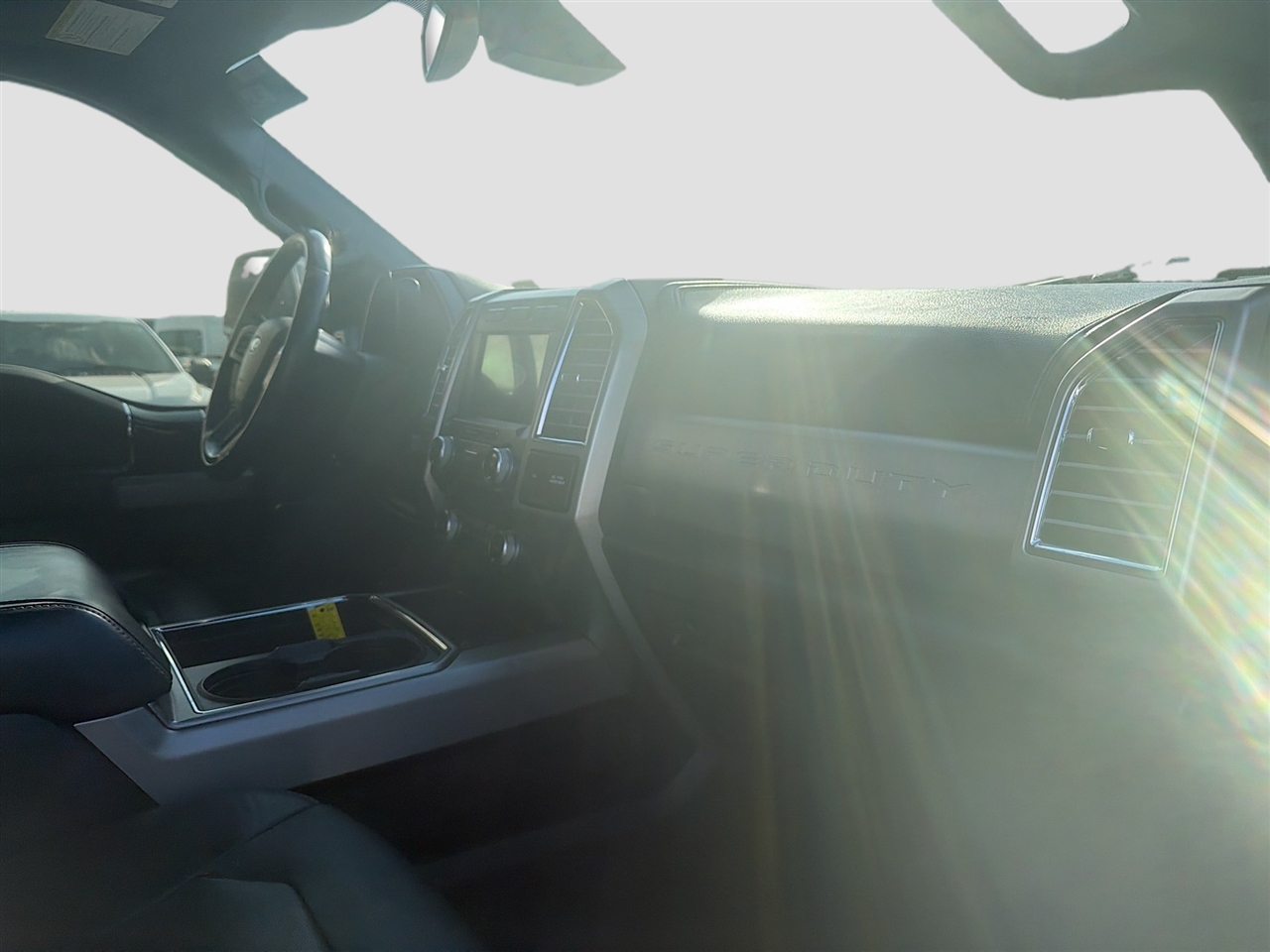 Ford Super Duty F-250 SRW King Ranch 4WD Crew Cab 8' Box 2017