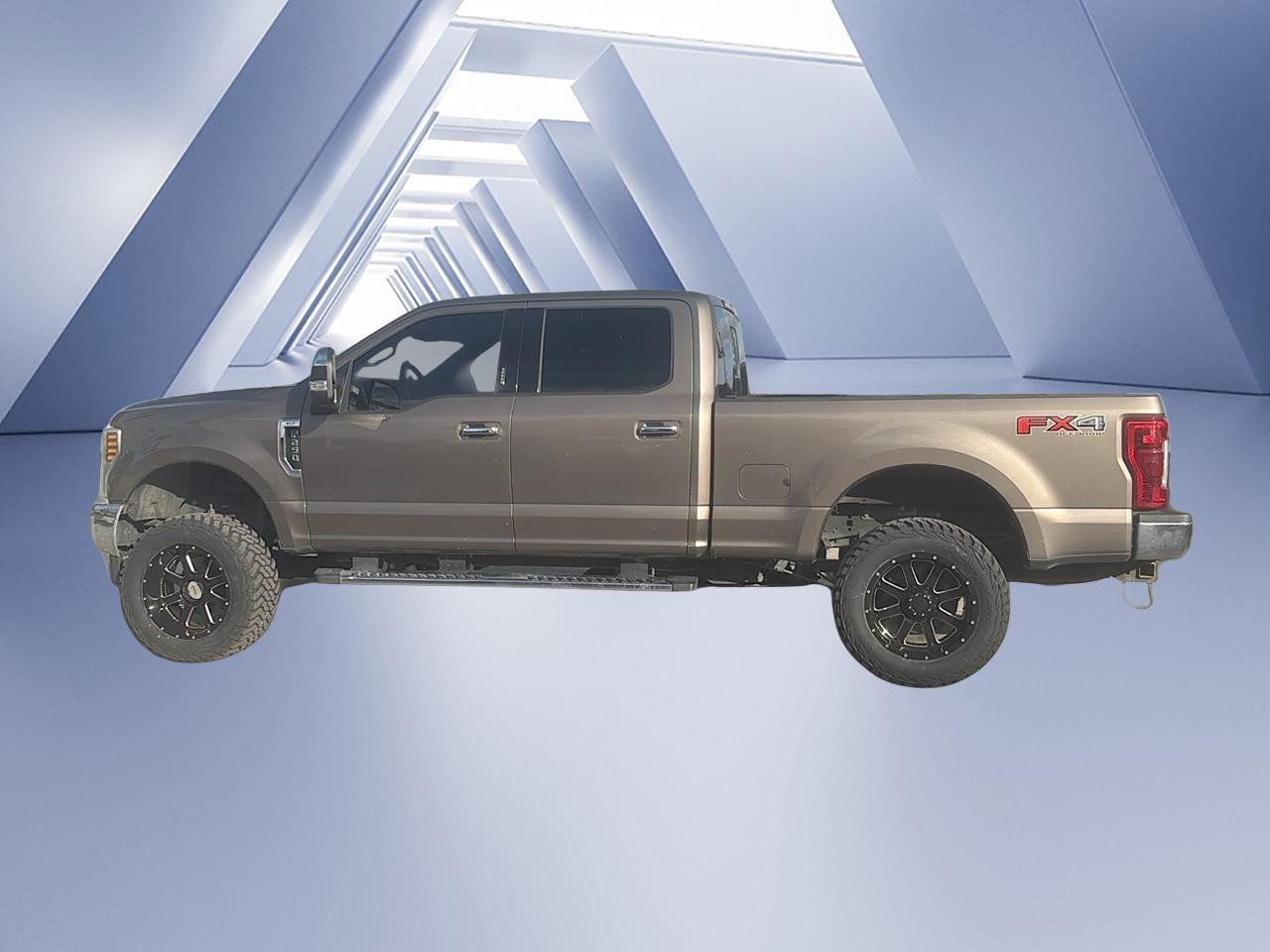 2019 Ford Super Duty F-250 SRW XL 4WD Crew Cab 6.75' Box