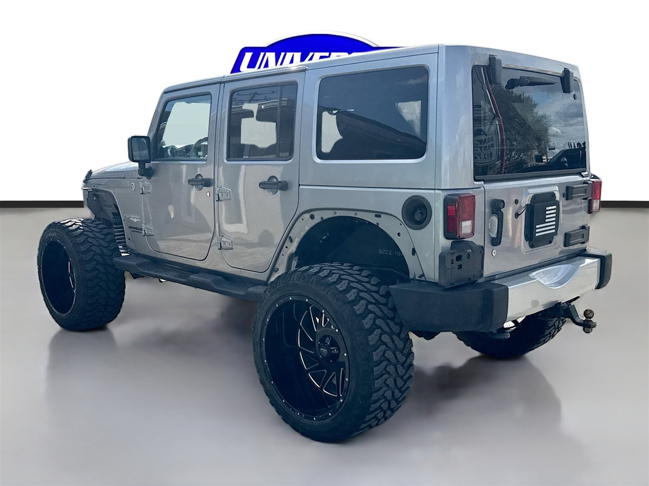 Jeep Wrangler Unlimited 4WD 4dr Sahara 2013