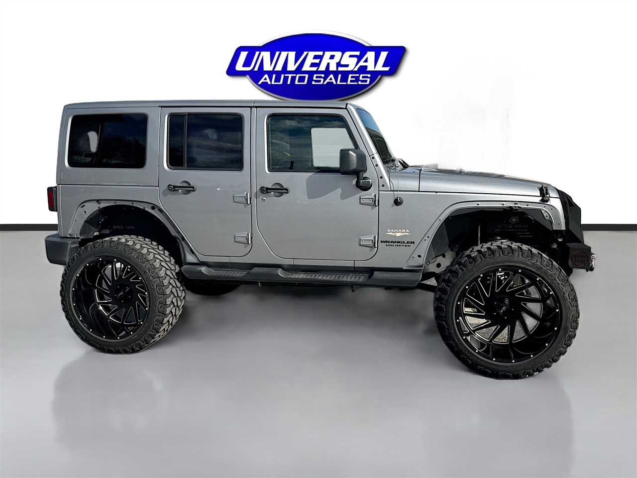 Jeep Wrangler Unlimited 4WD 4dr Sahara 2013