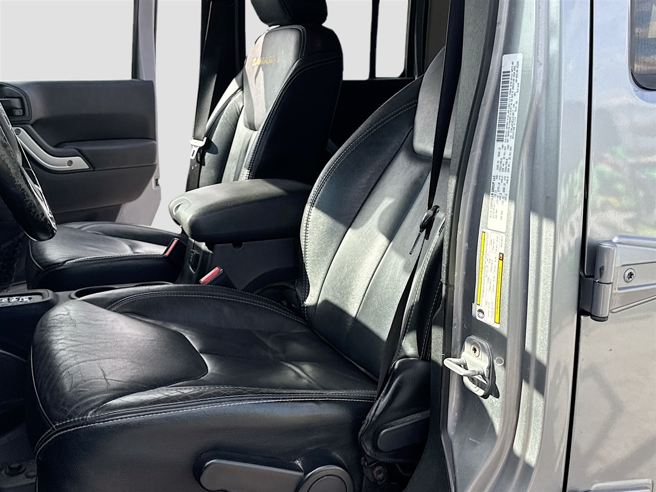 Jeep Wrangler Unlimited 4WD 4dr Sahara 2013