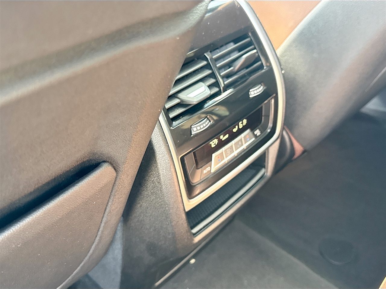 BMW X5 xDrive40i Sports Activity Vehicle 2019