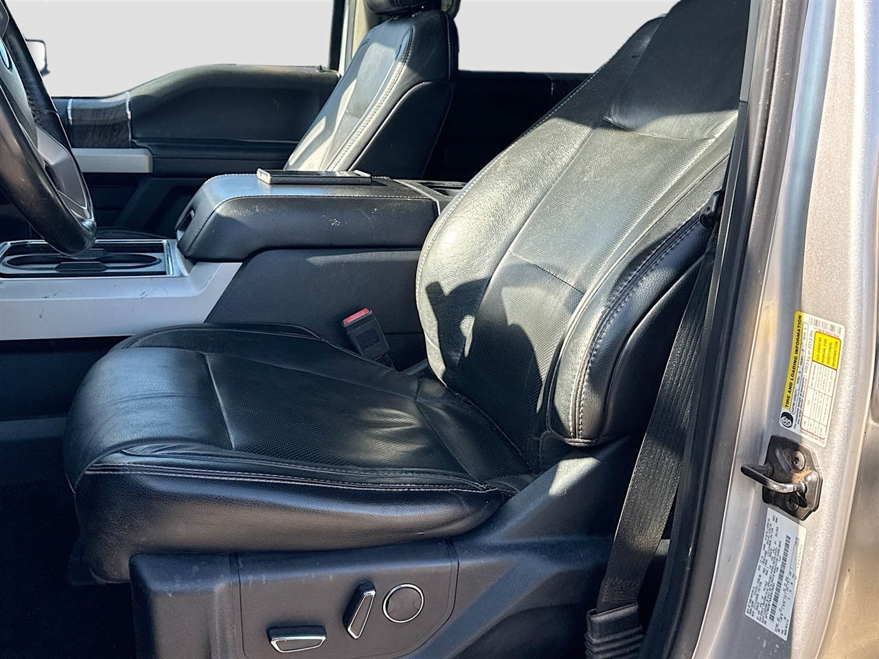 Ford Super Duty F-250 SRW King Ranch 4WD Crew Cab 8' Box 2019