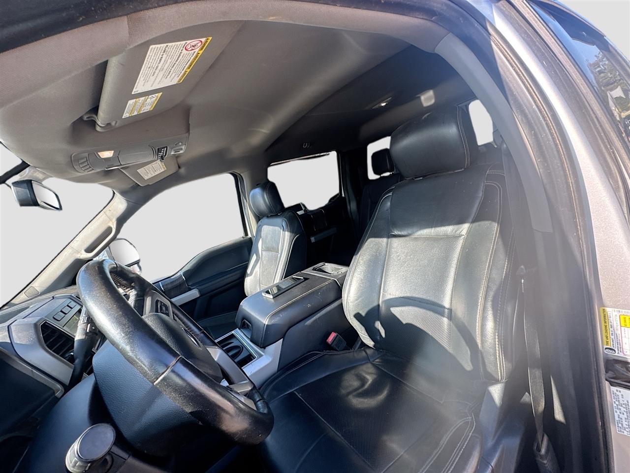 Ford Super Duty F-250 SRW Lariat 4WD Crew Cab 6.75' Box 2019