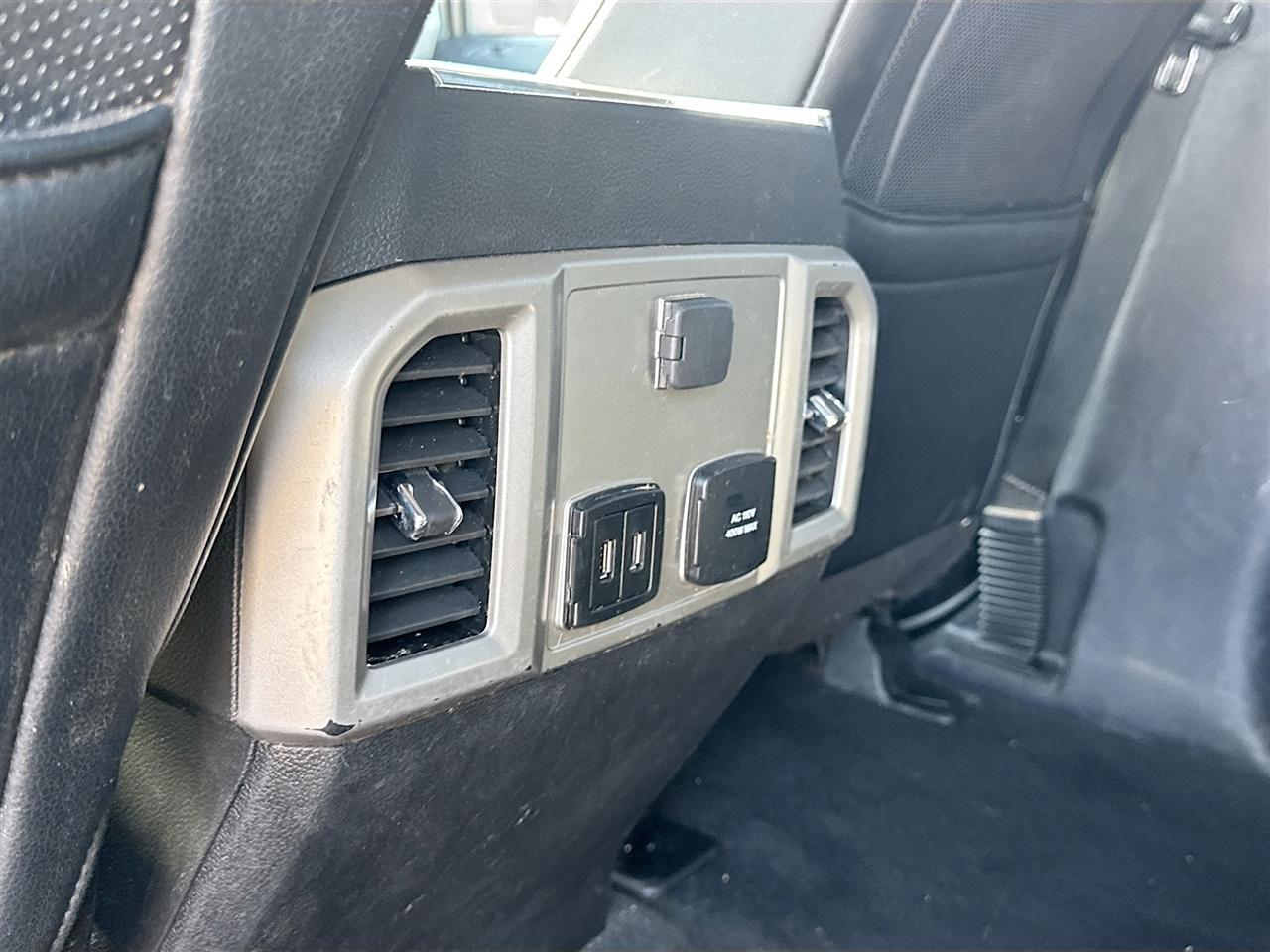 Ford Super Duty F-250 SRW Lariat 4WD Crew Cab 6.75' Box 2019