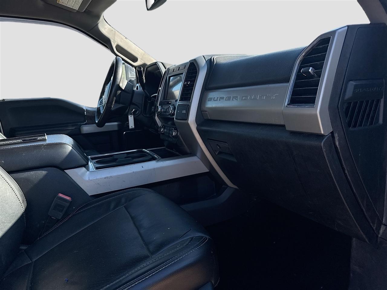 Ford Super Duty F-250 SRW Lariat 4WD Crew Cab 6.75' Box 2019