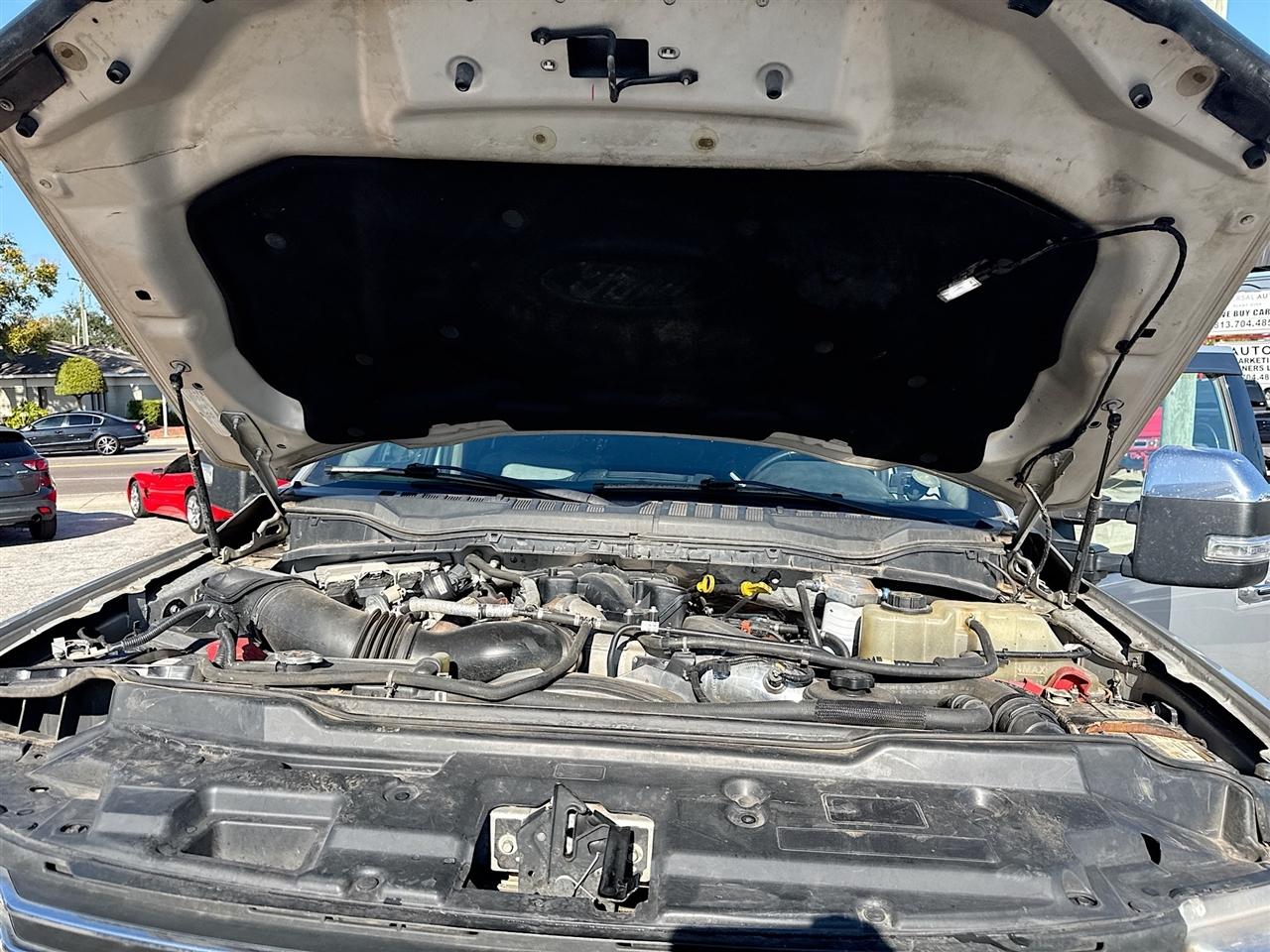 Ford Super Duty F-250 SRW Lariat 4WD Crew Cab 6.75' Box 2019