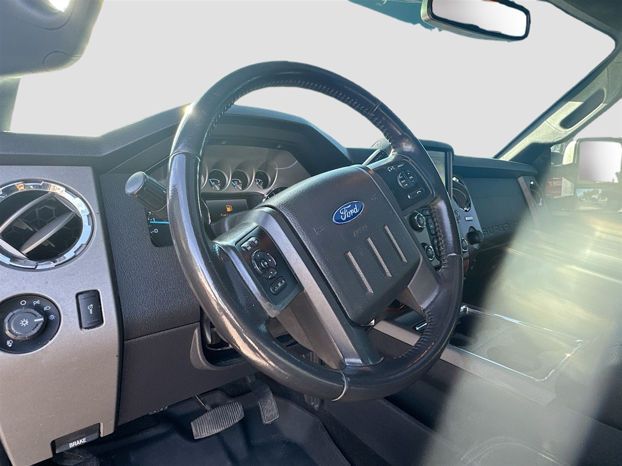 Ford Super Duty F-250 SRW 4WD Crew Cab 172" Platinum 2016