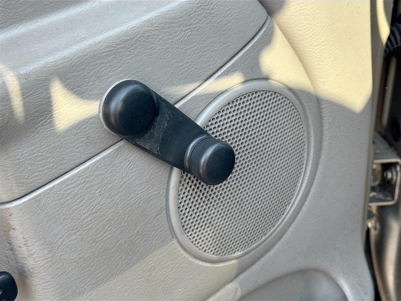 Dodge Ram 1500 4dr Quad Cab 140.5" WB ST 2005