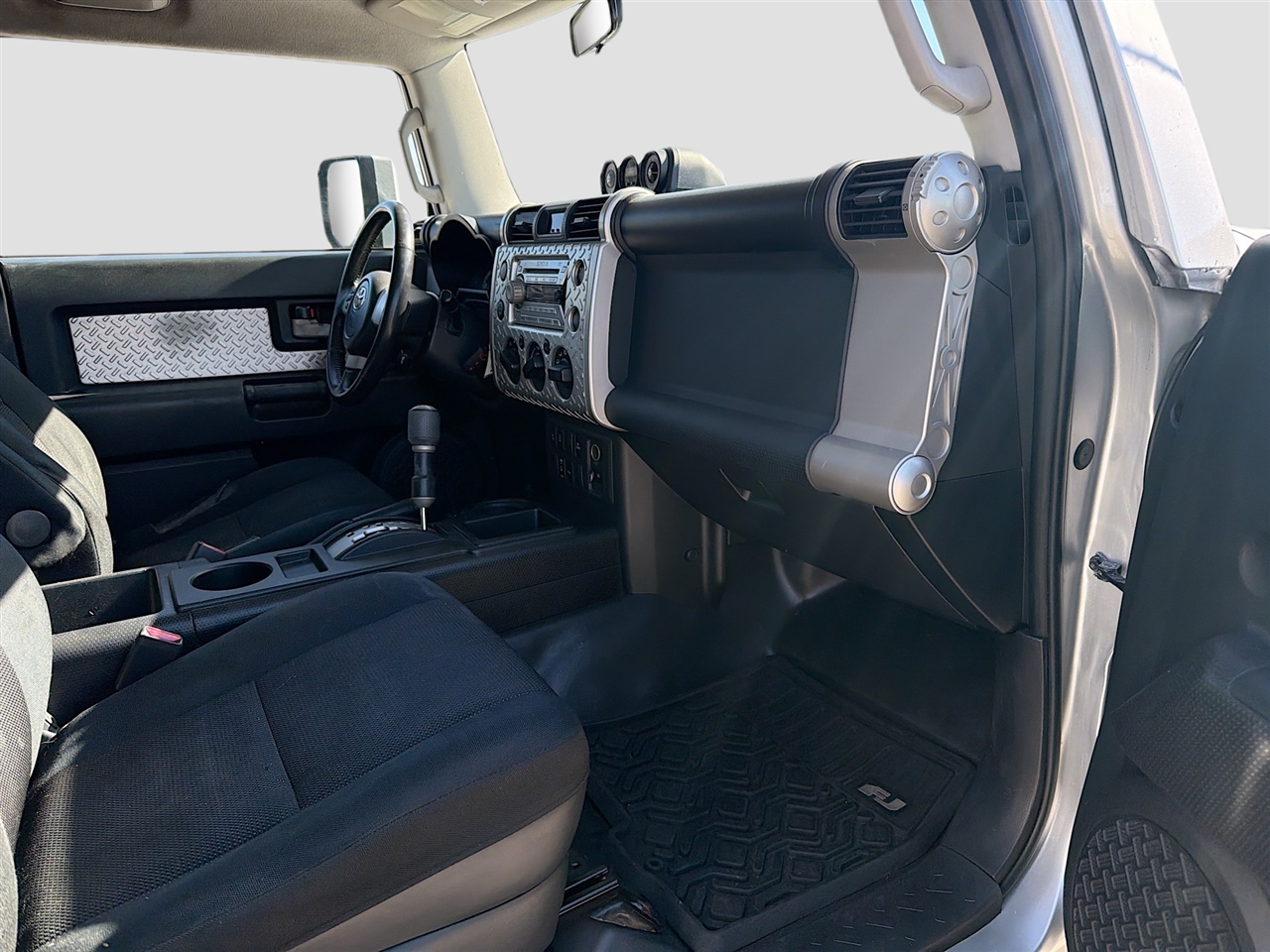 Toyota FJ Cruiser 2WD 4dr Auto (Natl) 2007