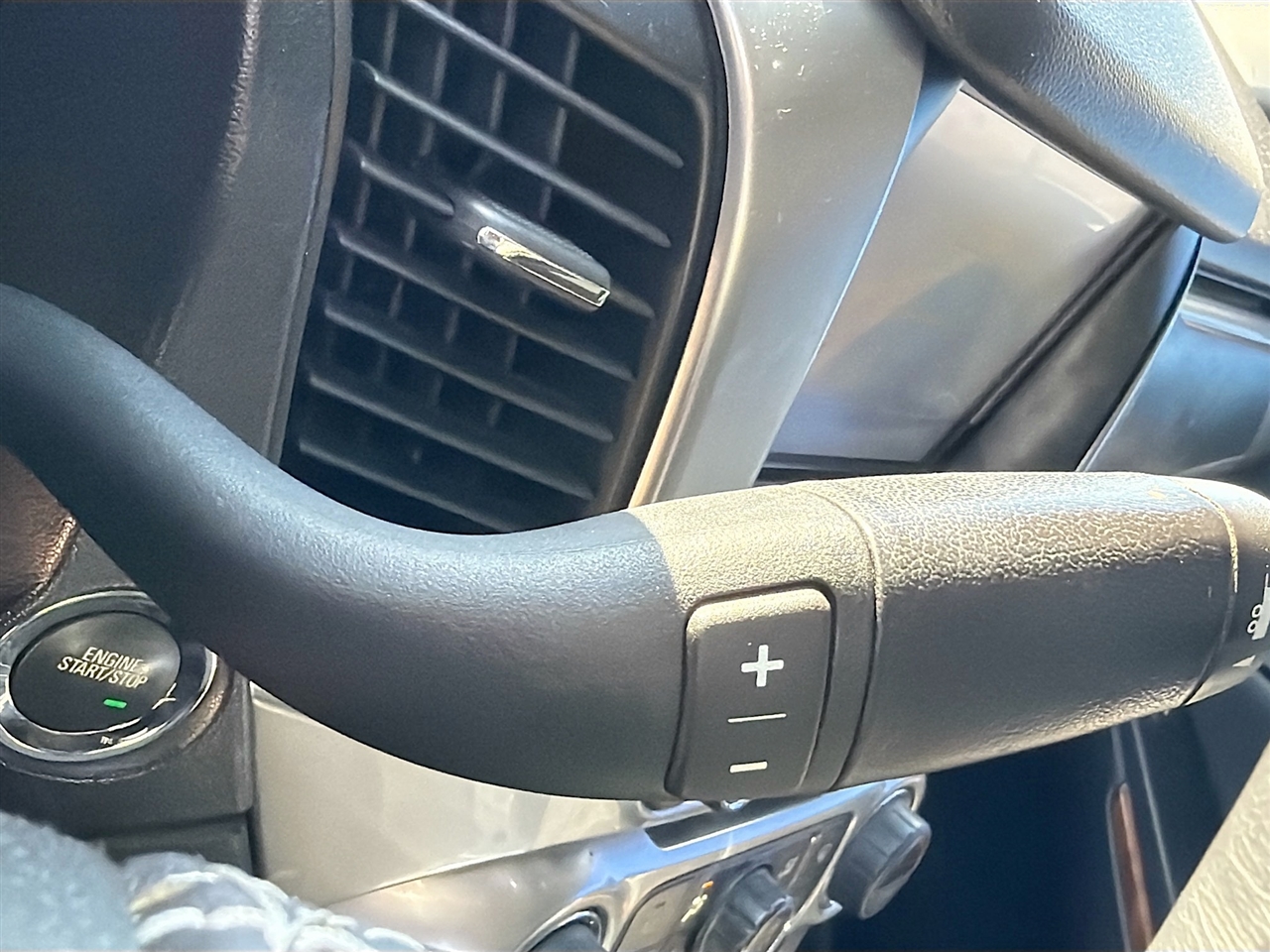 Chevrolet Tahoe 2WD 4dr LTZ 2015