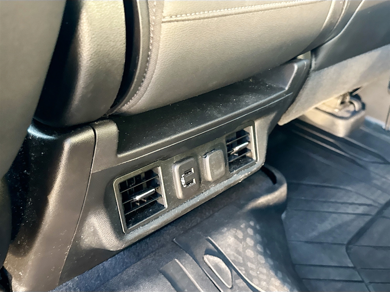 Chevrolet Silverado 1500 4WD Double Cab 147" LT 2019