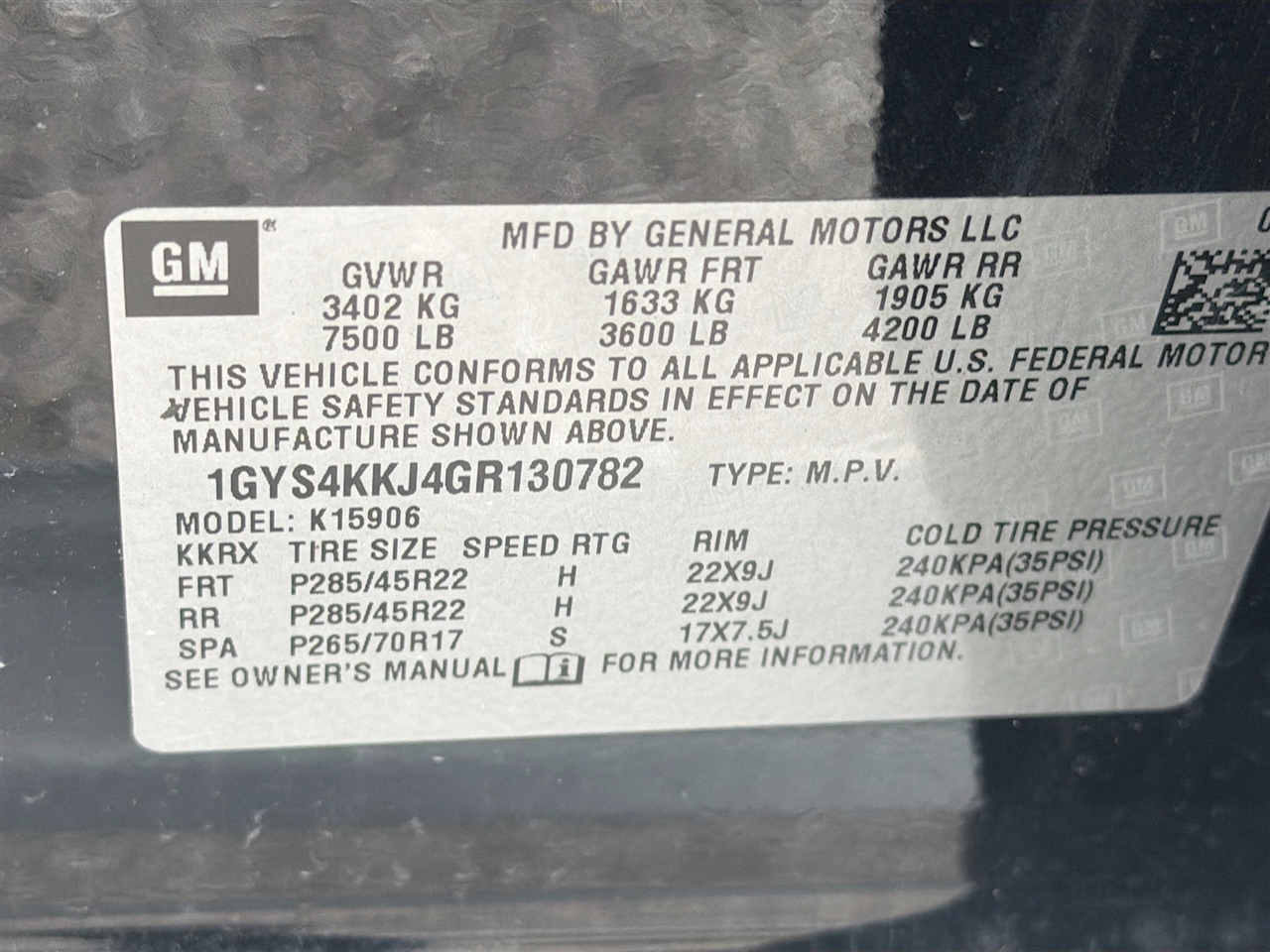 Cadillac Escalade ESV 4WD 4dr Platinum 2016