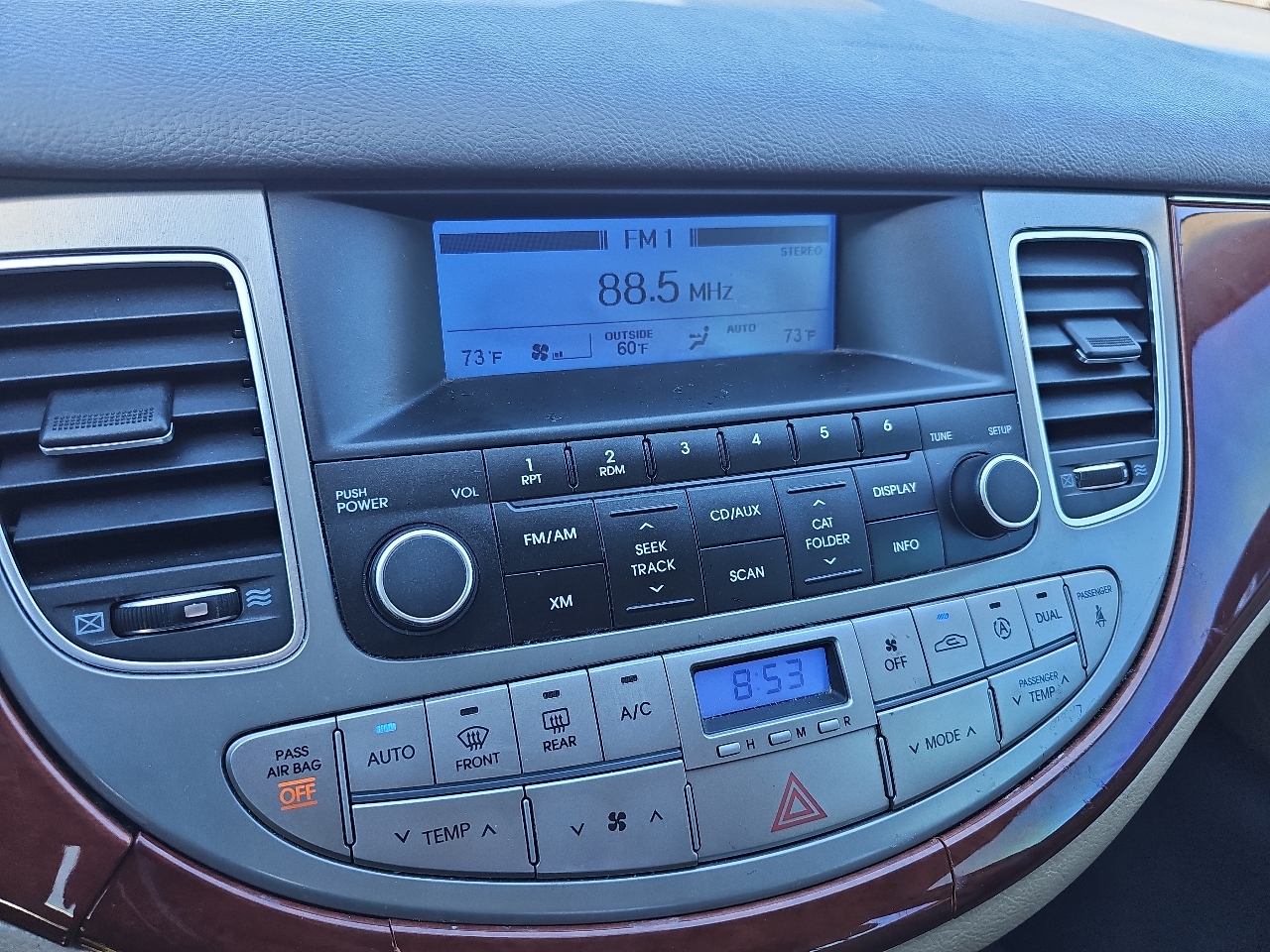 Hyundai Genesis 4dr Sdn V6 3.8L 2014