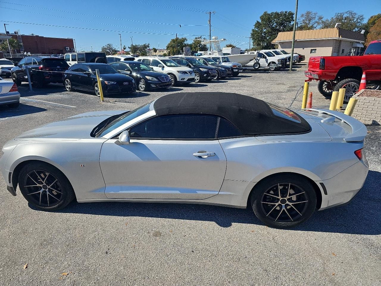 Chevrolet Camaro 2dr Conv 1LT 2017