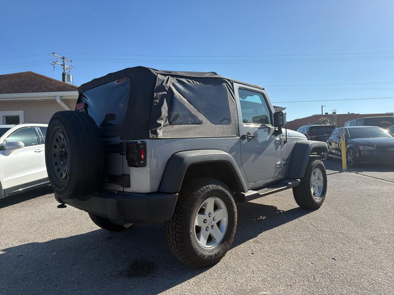Jeep Wrangler 4WD 2dr Sport 2014