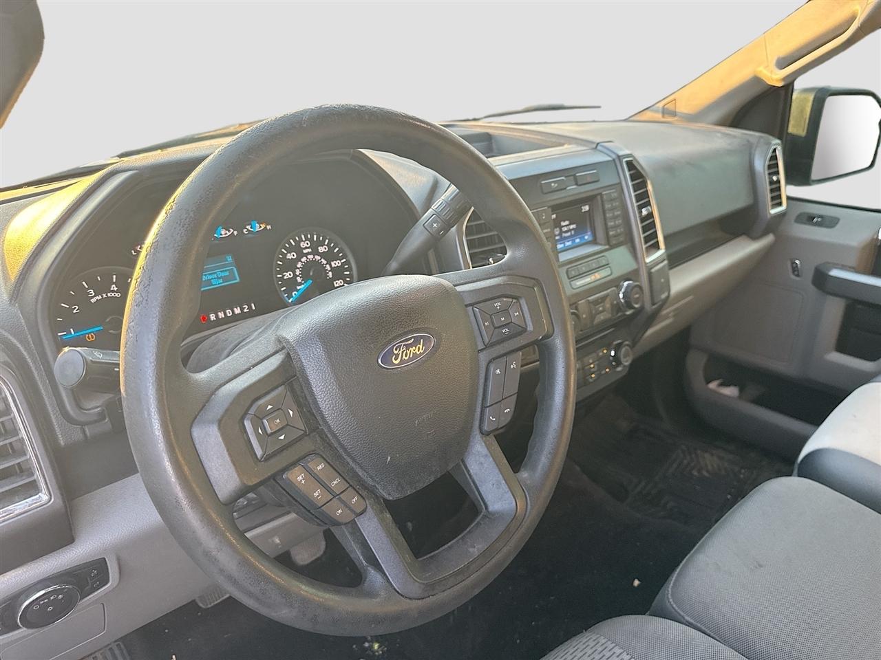 Ford F-150 4WD SuperCrew 145" XLT 2016