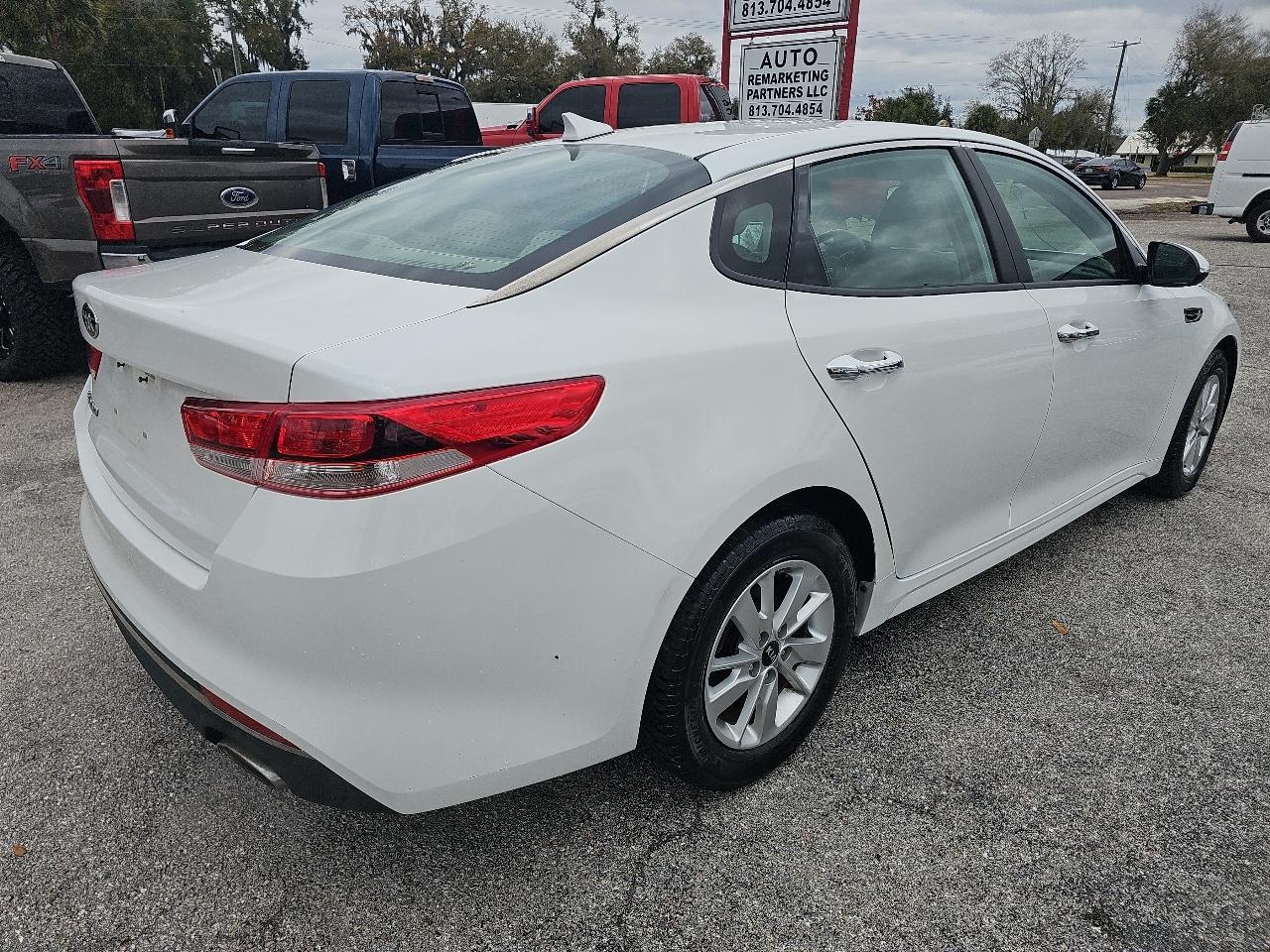 Kia Optima LX Auto 2017