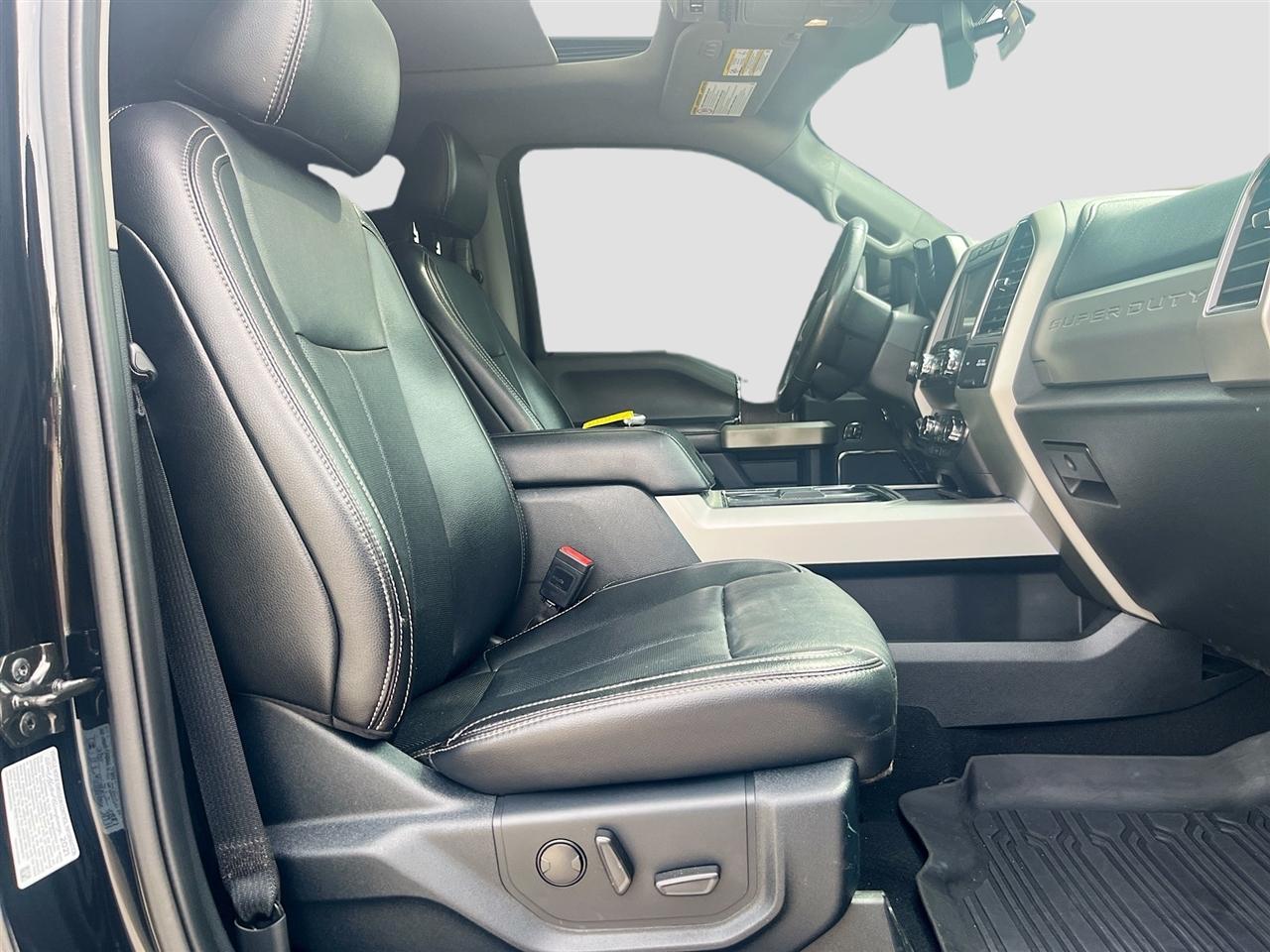 Ford Super Duty F-250 SRW King Ranch 4WD Crew Cab 8' Box 2021