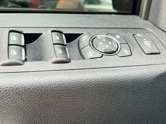 Ford Super Duty F-250 SRW King Ranch 4WD Crew Cab 8' Box 2021