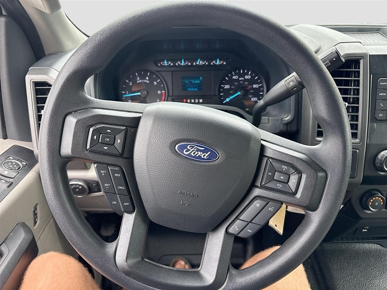 Ford Super Duty F-350 SRW King Ranch 4WD Crew Cab 8' Box 2022