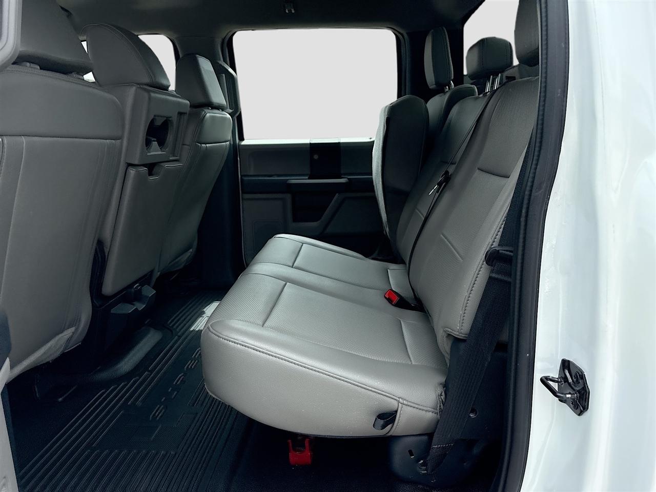 Ford Super Duty F-350 SRW King Ranch 4WD Crew Cab 8' Box 2022