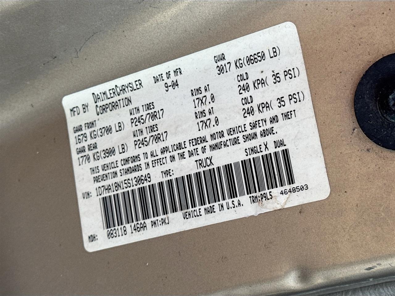 Dodge Ram 1500 4dr Quad Cab 140.5" WB ST 2005