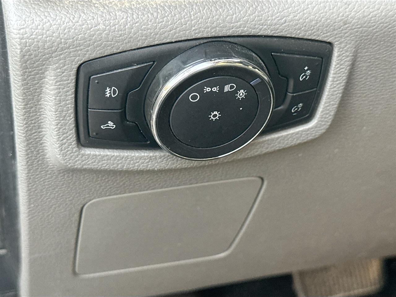 Ford F-150 4WD SuperCrew 145" King Ranch 2016