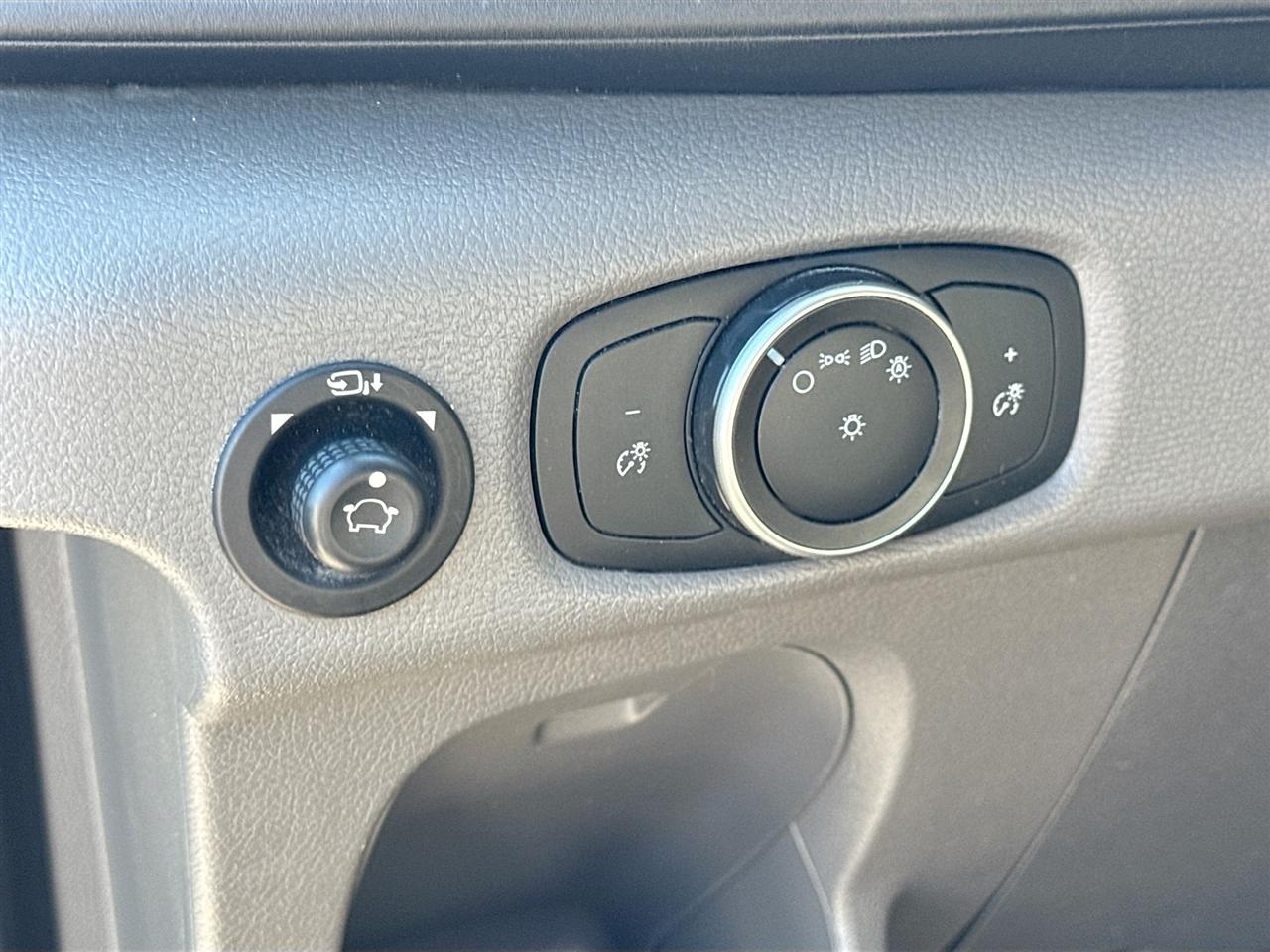 Ford Transit Cargo Van T-250 148" EL Hi Rf 9070 GVWR RWD 2020