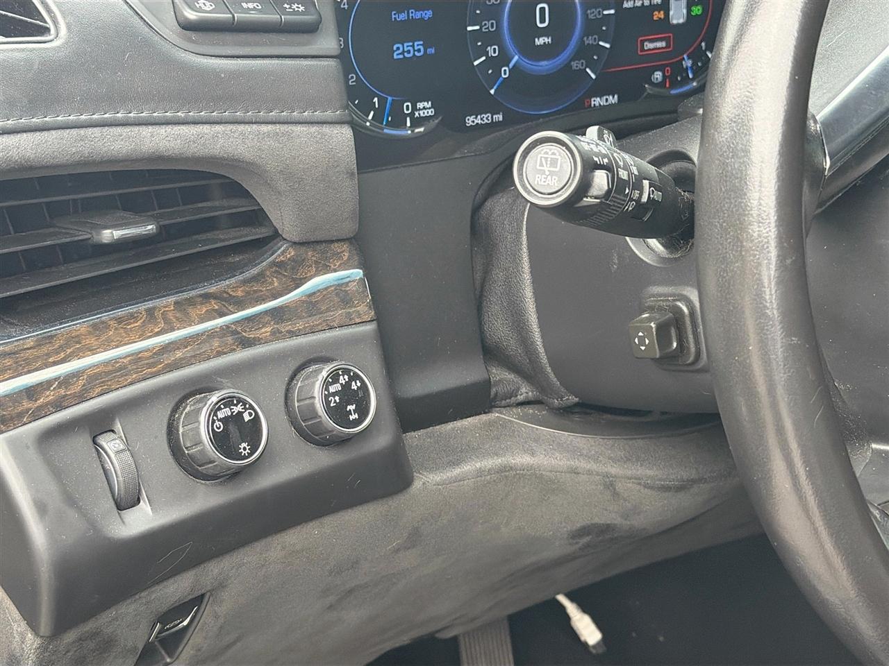 Cadillac Escalade ESV 4WD 4dr Platinum 2016