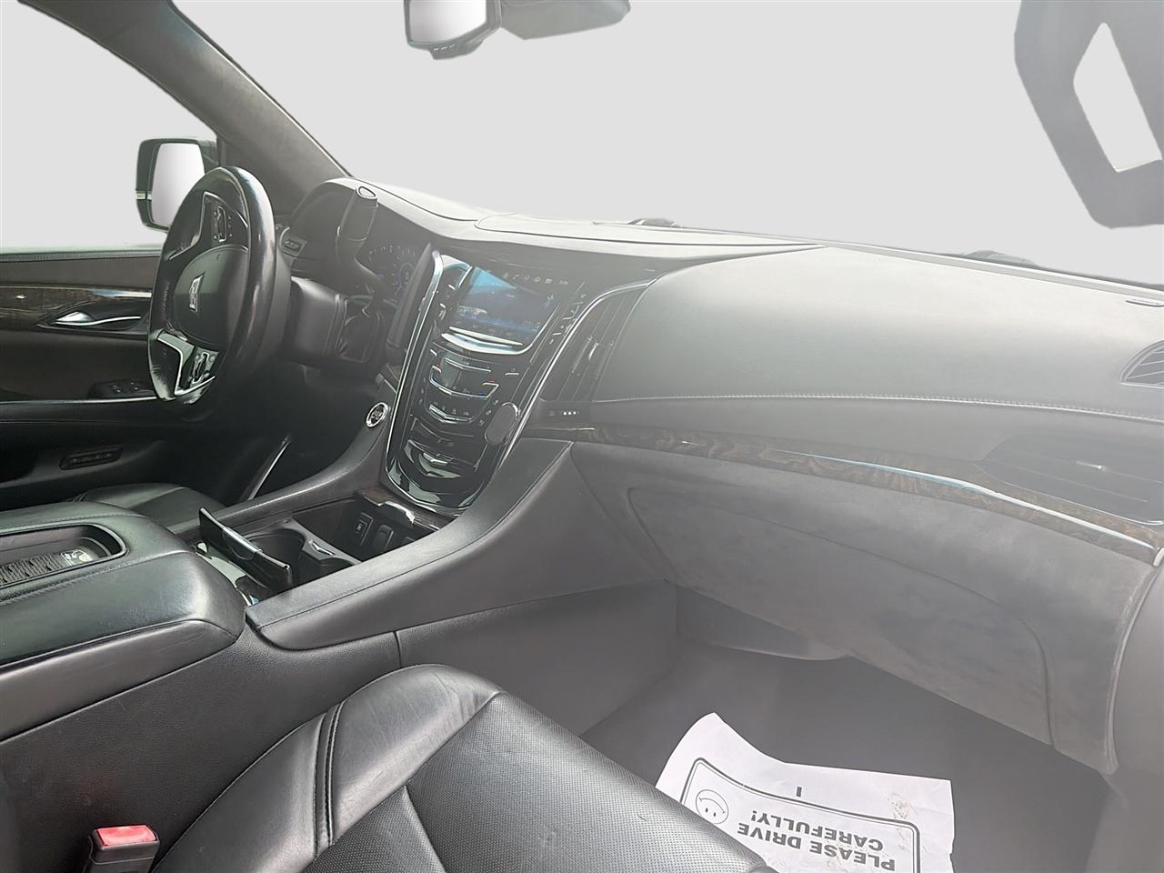 Cadillac Escalade ESV 4WD 4dr Platinum 2016