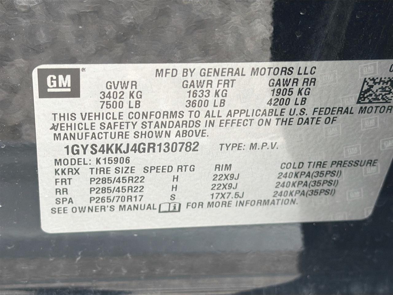 Cadillac Escalade ESV 4WD 4dr Platinum 2016