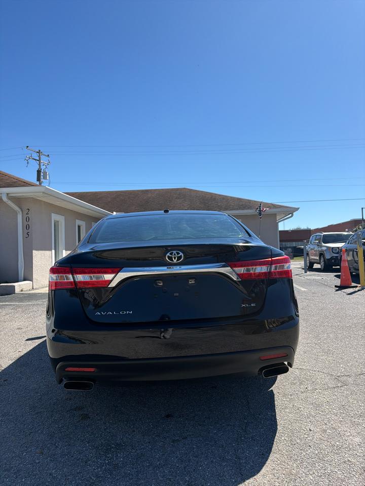 Toyota Avalon 4dr Sdn Limited (Natl) 2015