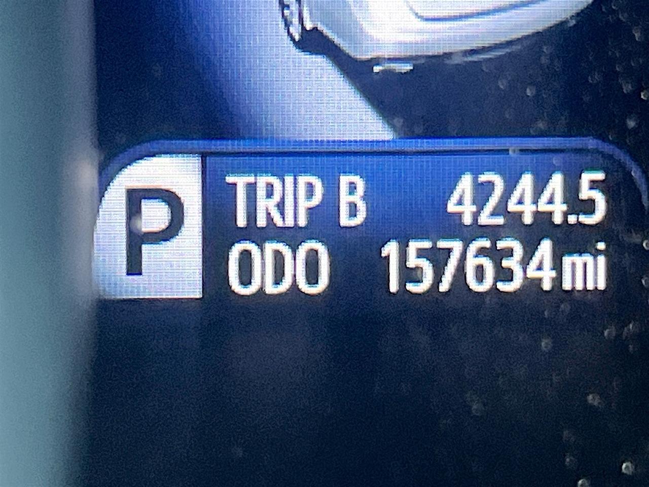 Toyota Avalon 4dr Sdn Limited (Natl) 2015