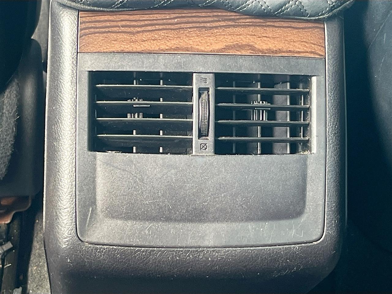 Toyota Avalon 4dr Sdn Limited (Natl) 2015