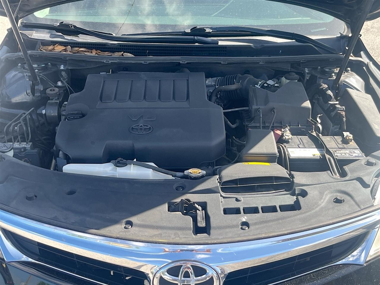 Toyota Avalon 4dr Sdn Limited (Natl) 2015