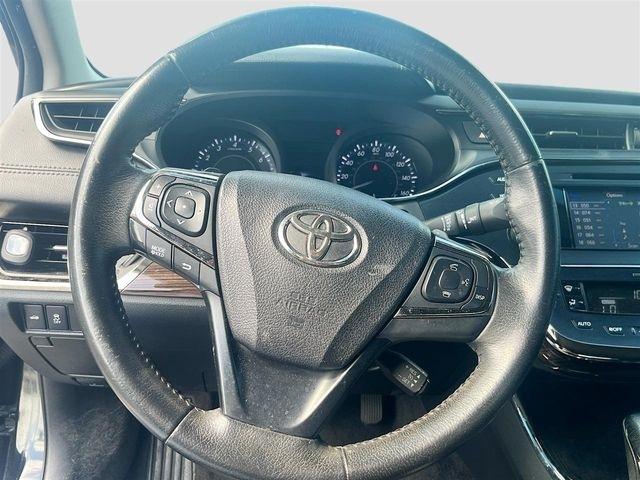 Toyota Avalon 4dr Sdn Limited (Natl) 2015