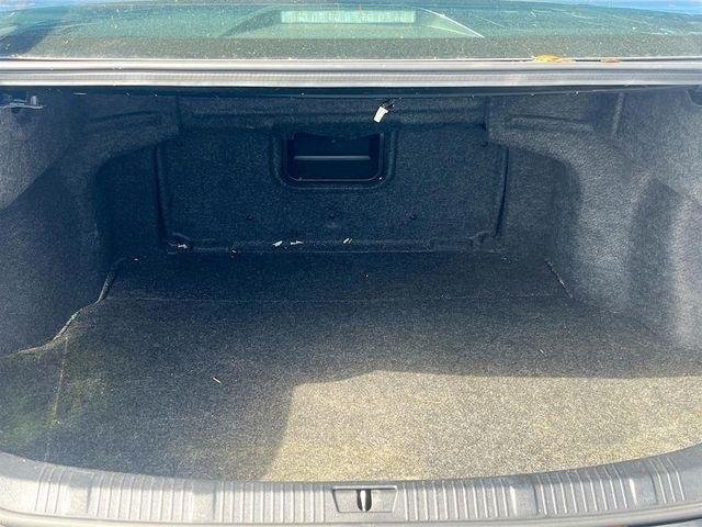 Toyota Avalon 4dr Sdn Limited (Natl) 2015