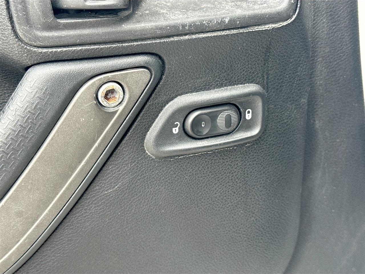 Jeep Wrangler Unlimited 4WD 4dr Sport 2015