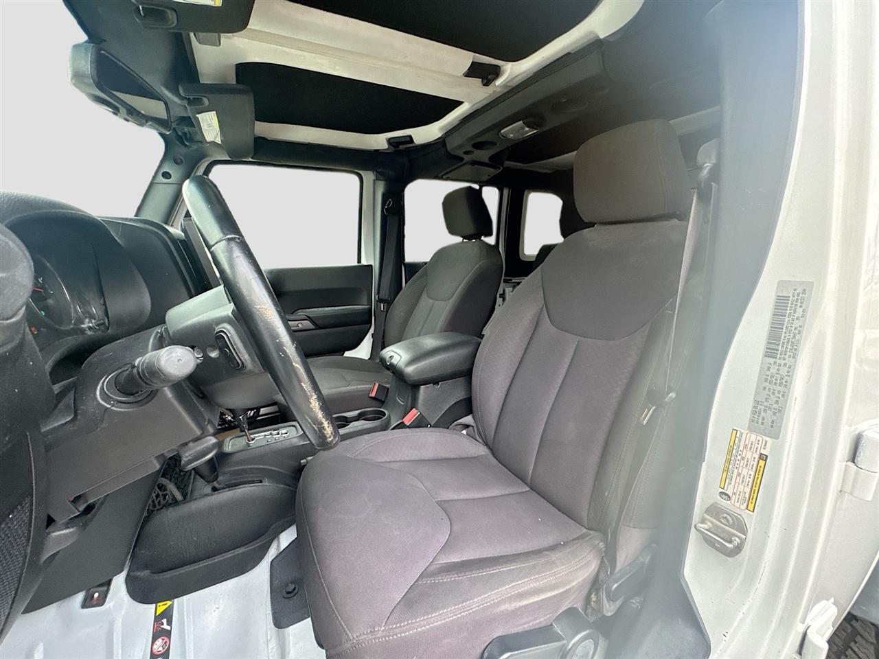 Jeep Wrangler Unlimited 4WD 4dr Sport 2015