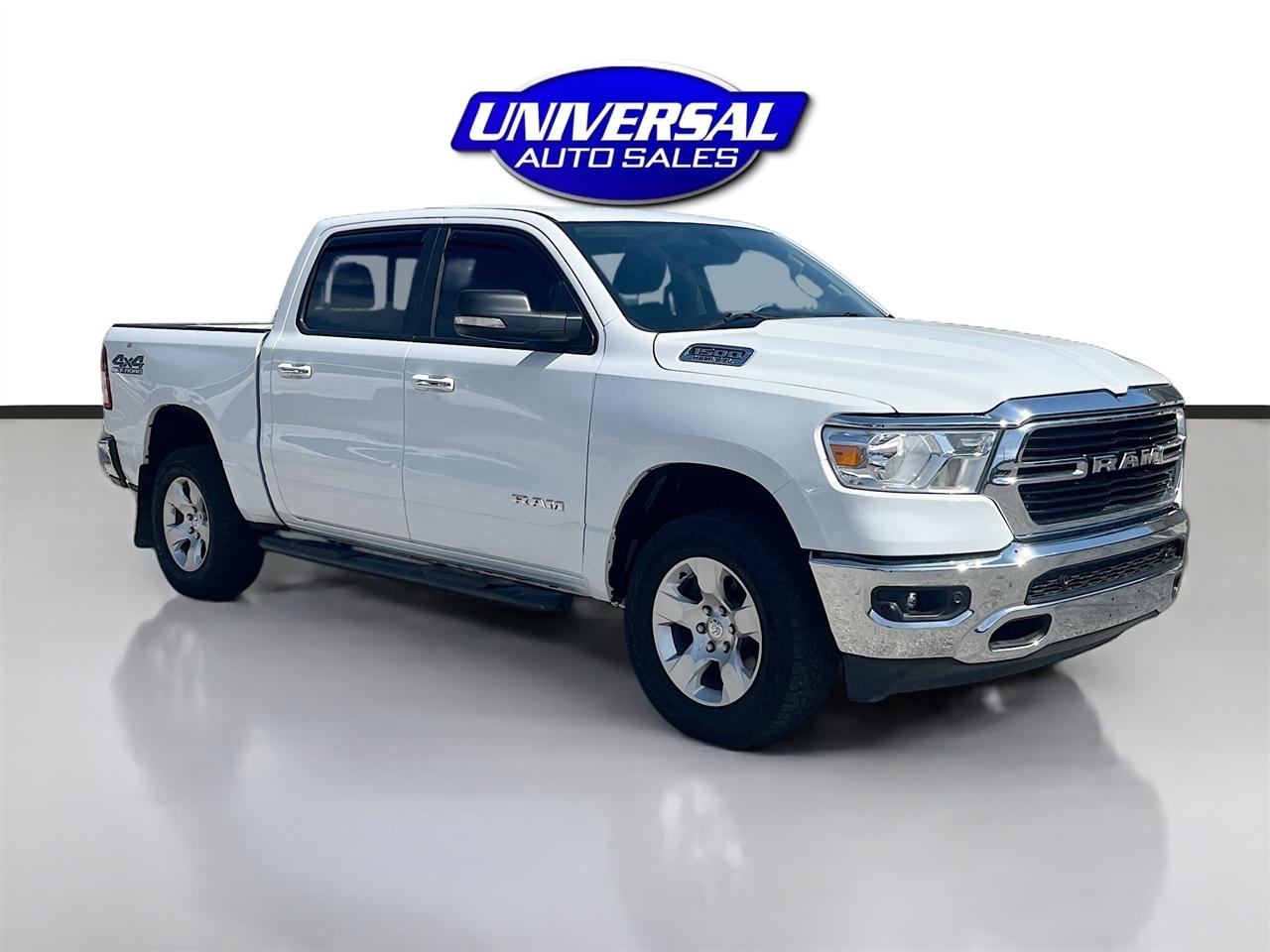 2020 RAM 1500 Big Horn 4x4 Crew Cab 5'7" Box
