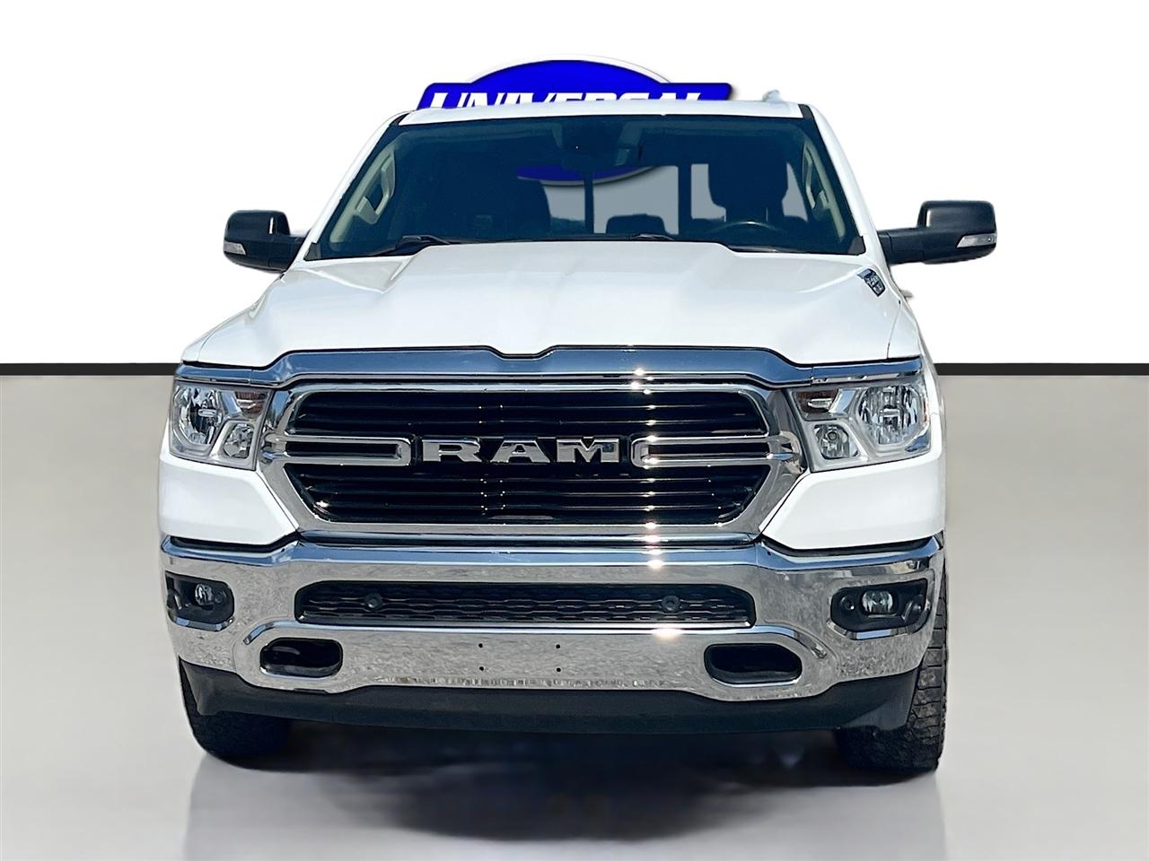 RAM 1500 Big Horn 4x4 Crew Cab 5'7" Box 2020