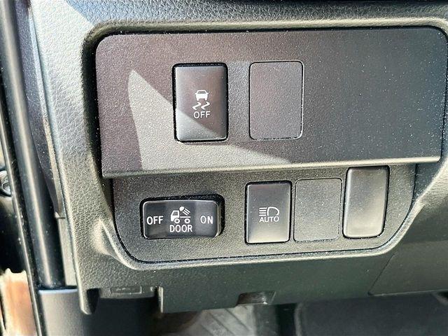 Toyota Tacoma 2WD SR5 Double Cab 5' Bed I4 AT (Natl) 2022