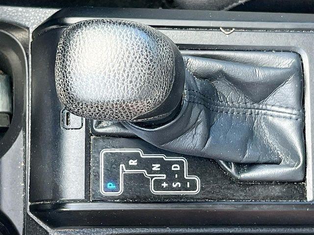 Toyota Tacoma 2WD SR5 Double Cab 5' Bed I4 AT (Natl) 2022