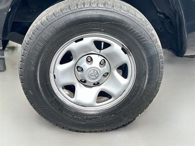 Toyota Tacoma 2WD SR5 Double Cab 5' Bed I4 AT (Natl) 2022