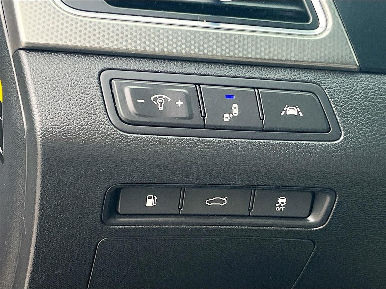 Hyundai Sonata 4dr Sdn 2.0T Limited 2015