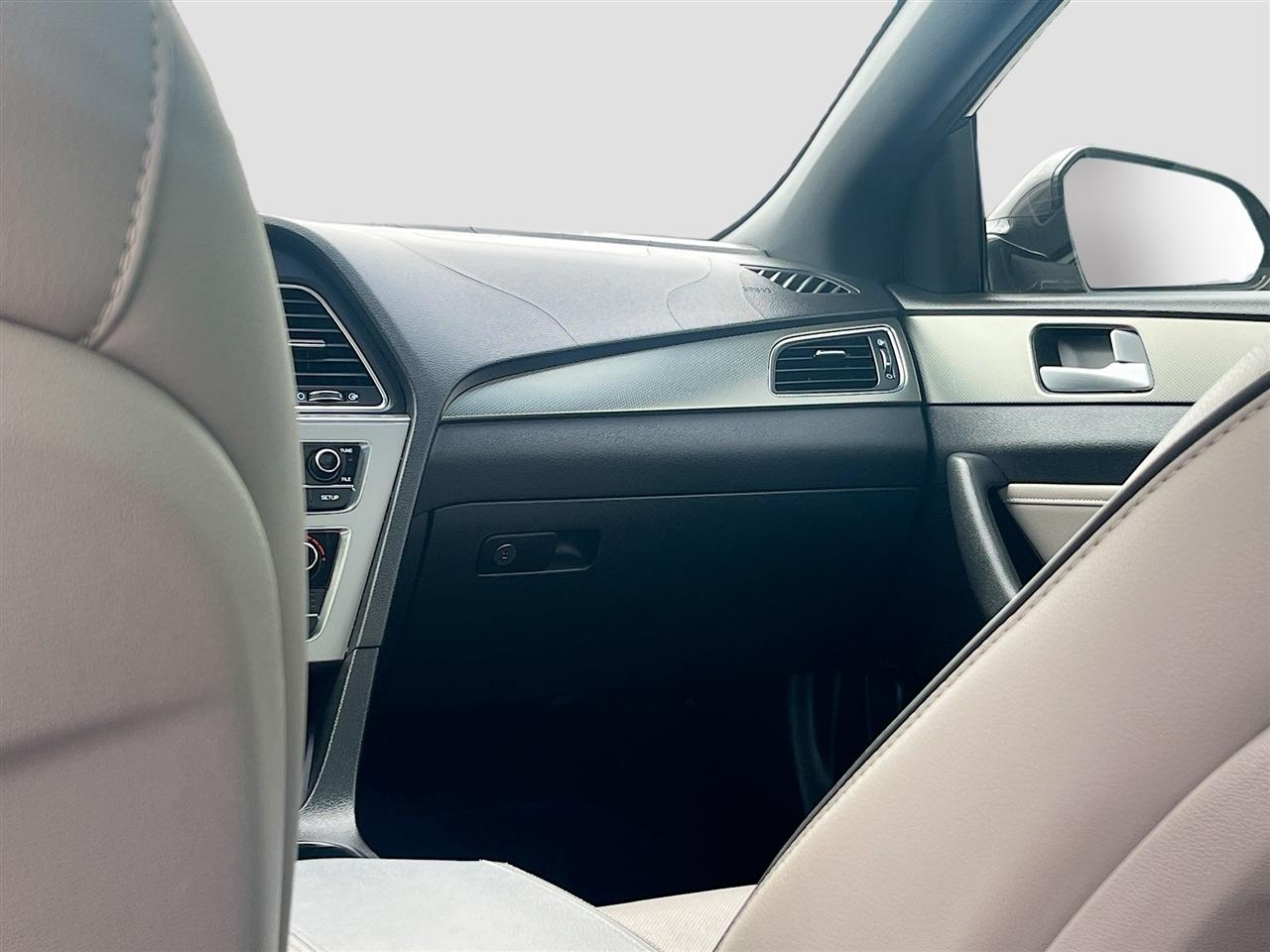 Hyundai Sonata 4dr Sdn 2.0T Limited 2015