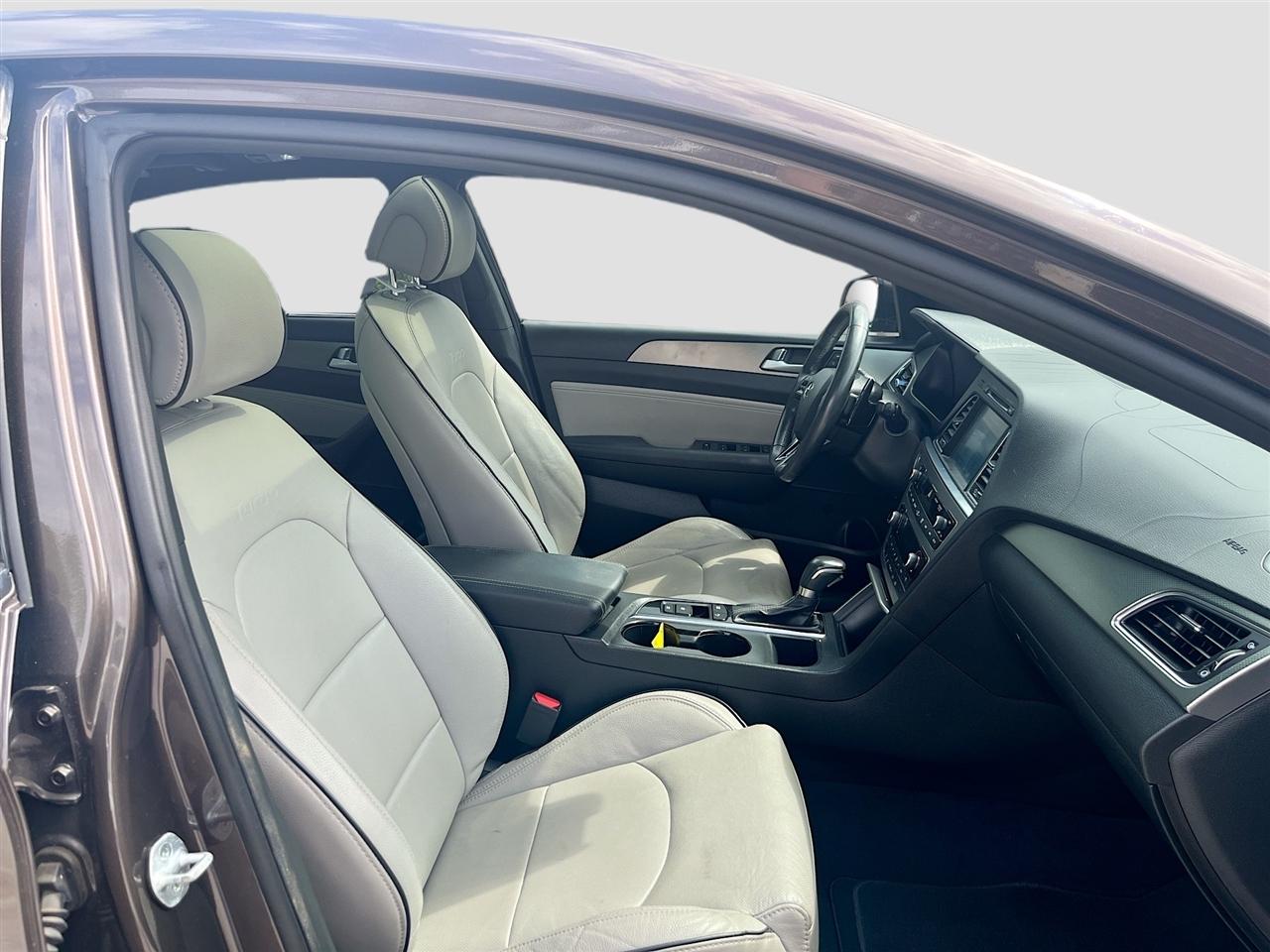 Hyundai Sonata 4dr Sdn 2.0T Limited 2015