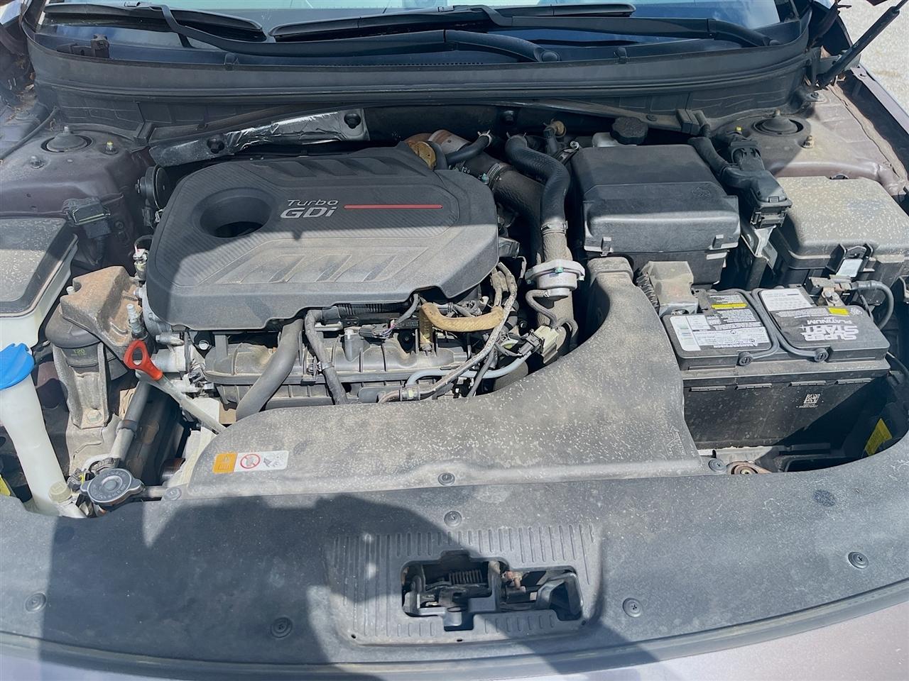 Hyundai Sonata 4dr Sdn 2.0T Limited 2015