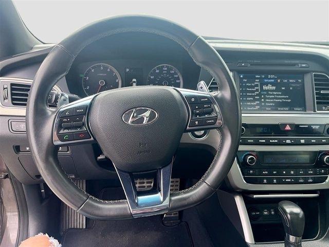 Hyundai Sonata 4dr Sdn 2.0T Limited 2015